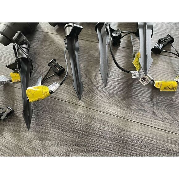 Hampton Bay 20 V LED Color Changing Flood Light Adjustable Head Black 4-Pack NEW - Picture 4 of 5